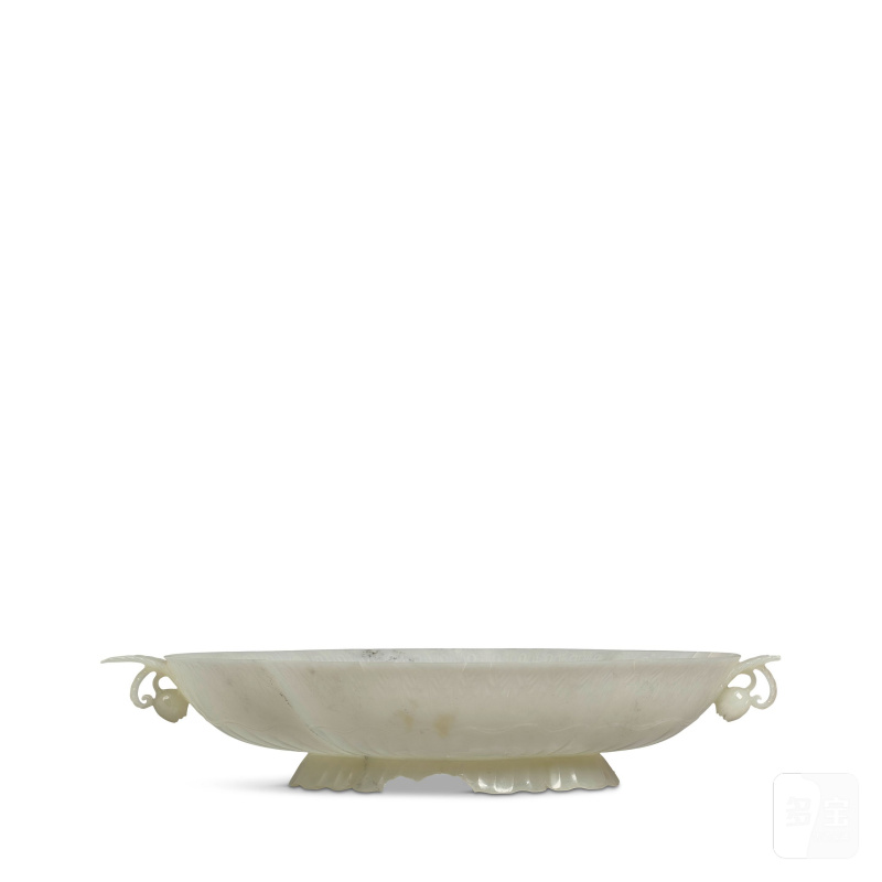晚清 白玉雕痕都斯坦式花葉形碗 | A WHITE JADE MUGHAL-STYLE LOBED SHALLOW BOWL - 图1
